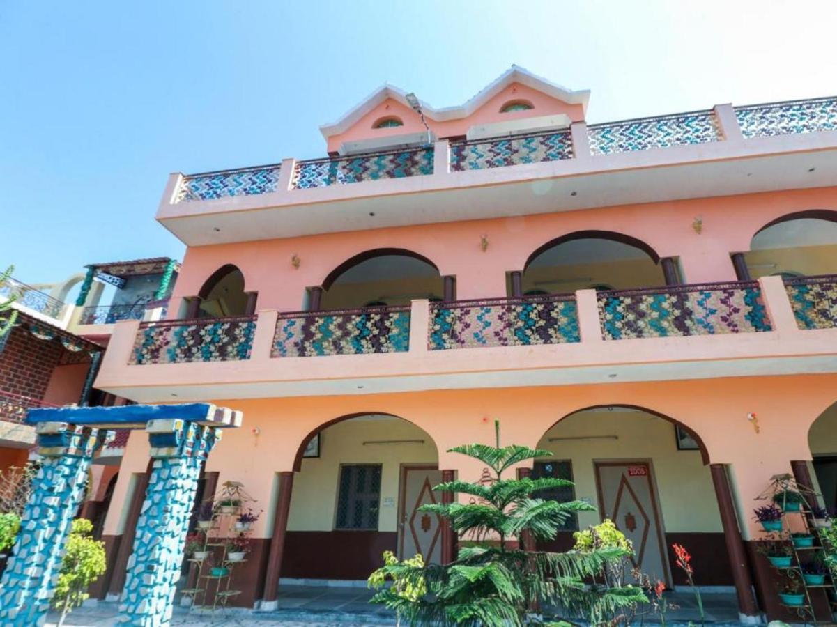 Oyo 14056 Golden Arch Hotel Bombay Eksteriør billede
